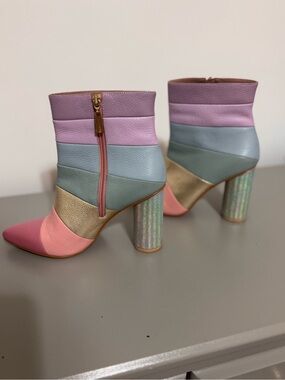 Butrich ankle boots